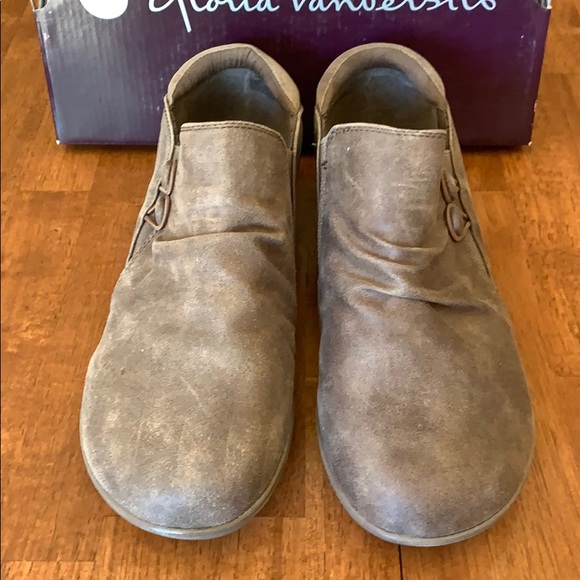 Gloria Vanderbilt Shoes - Gloria Vanderbilt